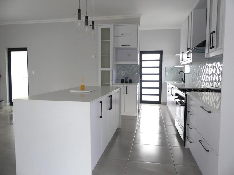3 Bedroom Property for Sale in Shelley Point Western Cape